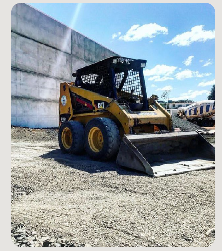 Mini Carregadeiras (Bobcat)
